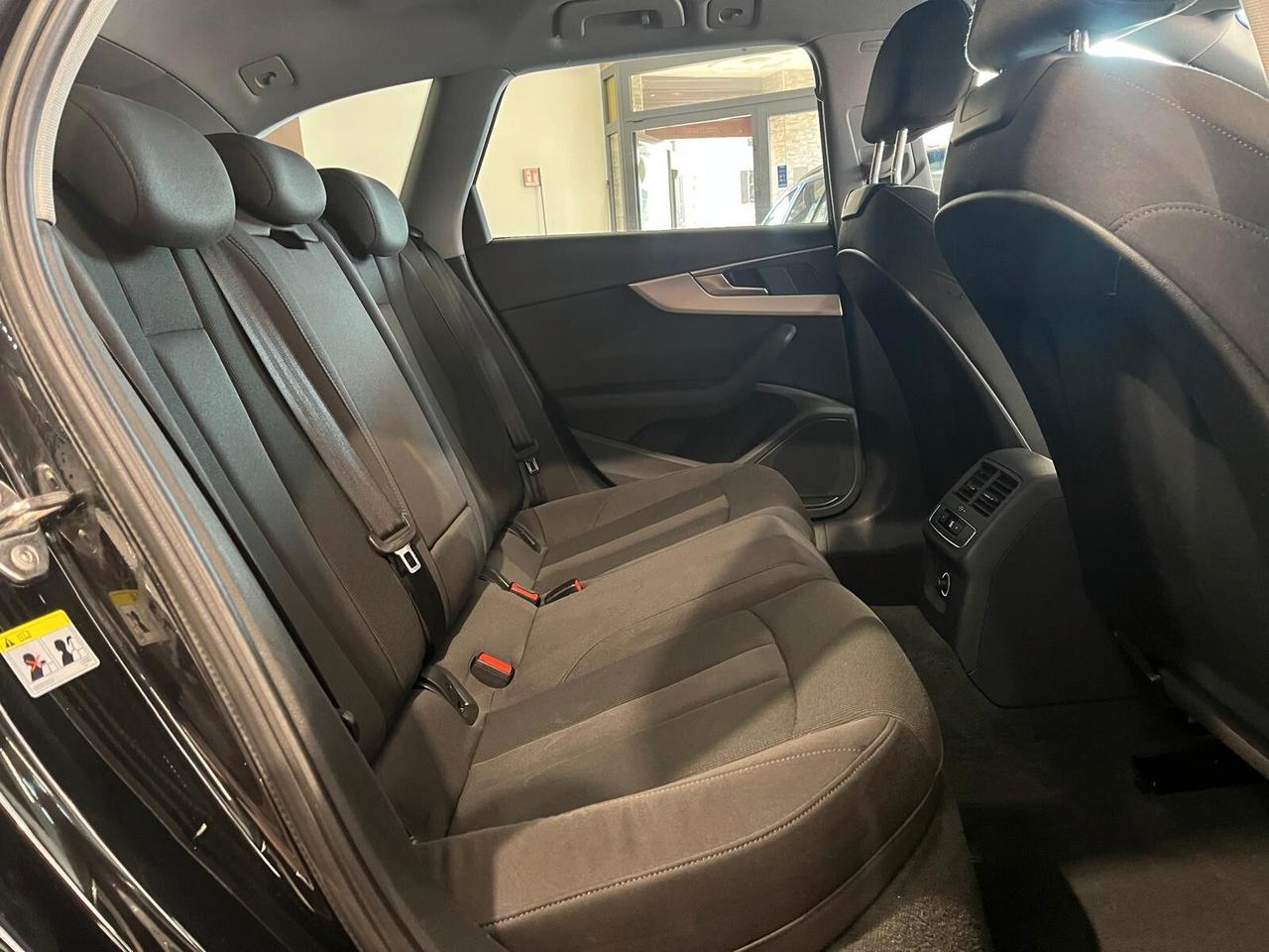 Audi A4 Avant 2.0 TDI 150 CV ultra S tronic Sport