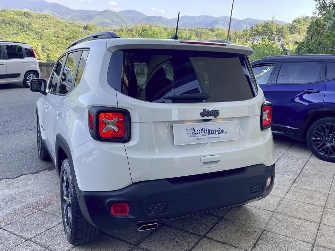 Jeep Renegade 1.6 Mjt 130 CV 80th Anniversary "Navi - Retrocamera - cerchi da 18°- pack black - vetri privacy - Interni specifici 80TH Anniversary in tessuto Premium"