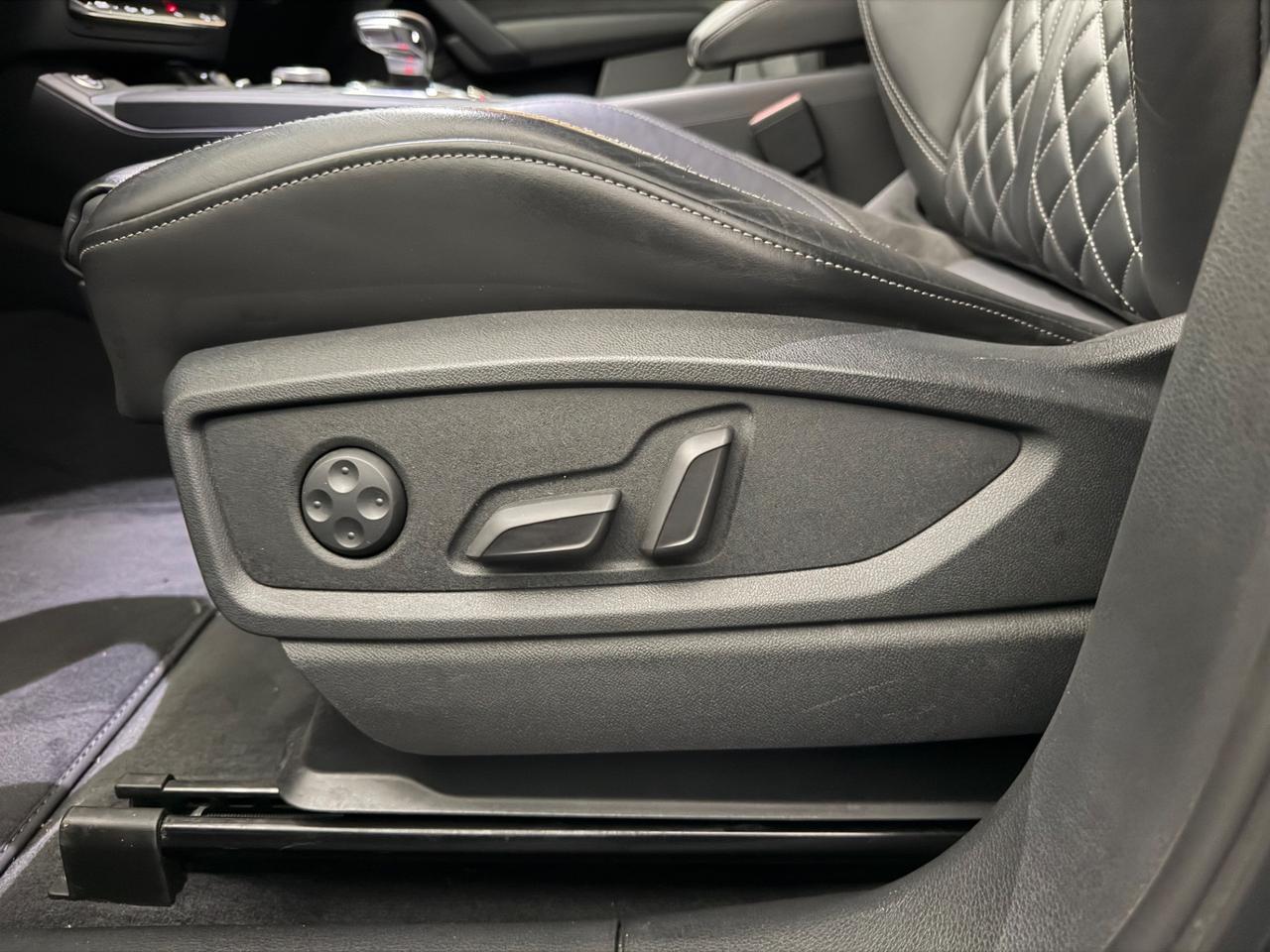 Audi Q5 40 2.0 Tdi quattro mhev 204CV S line