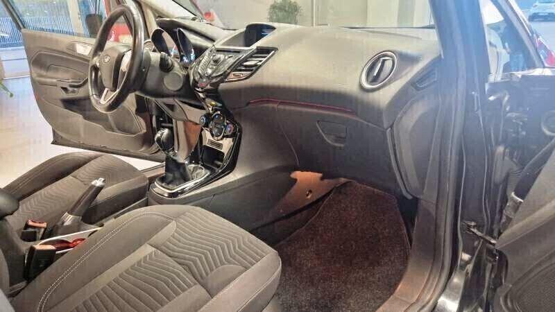 Ford Fiesta 1.5 TDCi 75 CV Titanium