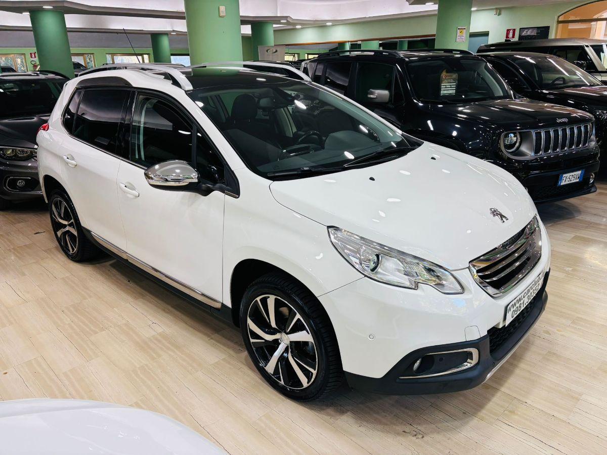 Peugeot 2008 1.6 e-HDi 115 CV S&S Féline Panorama