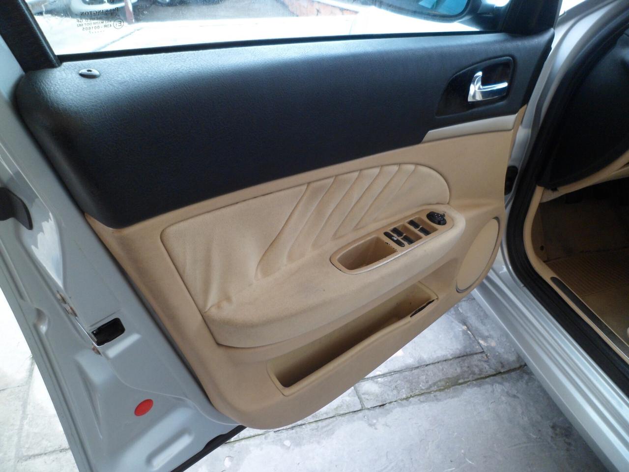 Alfa Romeo 159 1.9 jtdm sw 150cv full tetto apribile 07