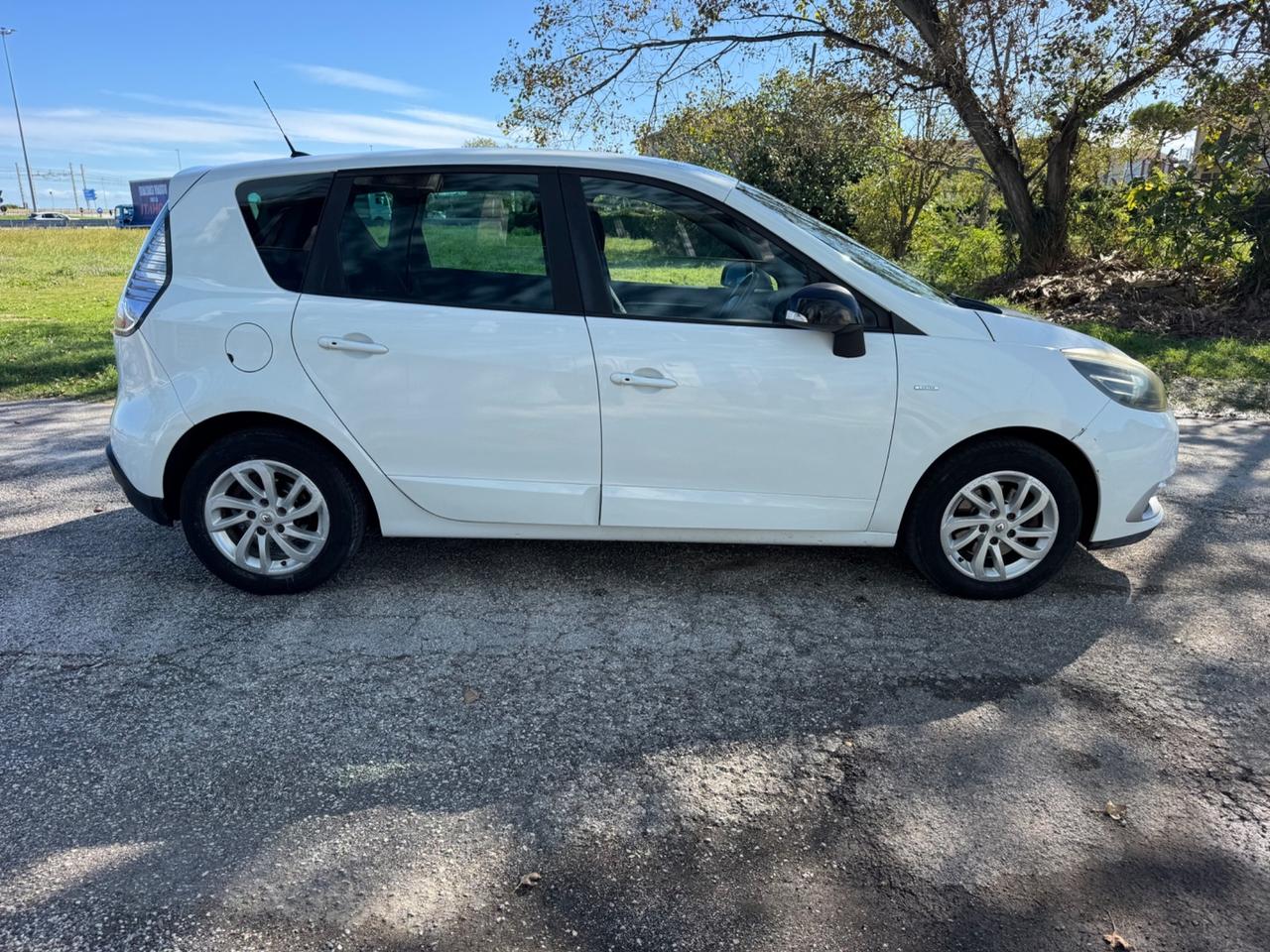 Renault Scenic Scénic XMod 1.5 dCi 110CV Start&Stop Energy