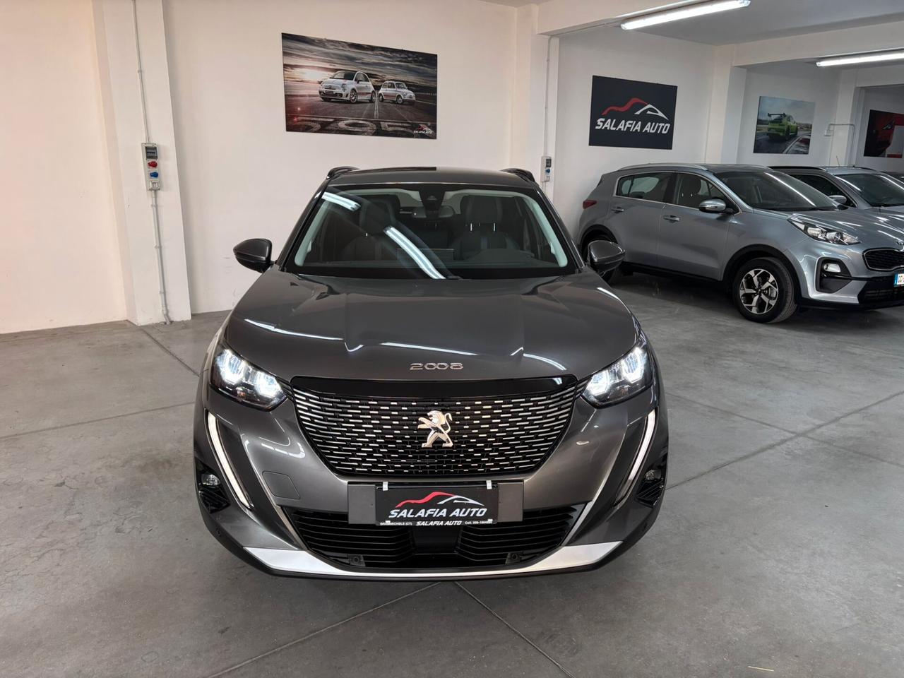 Peugeot 2008 PureTech 130 S&S Allure Navi Pack