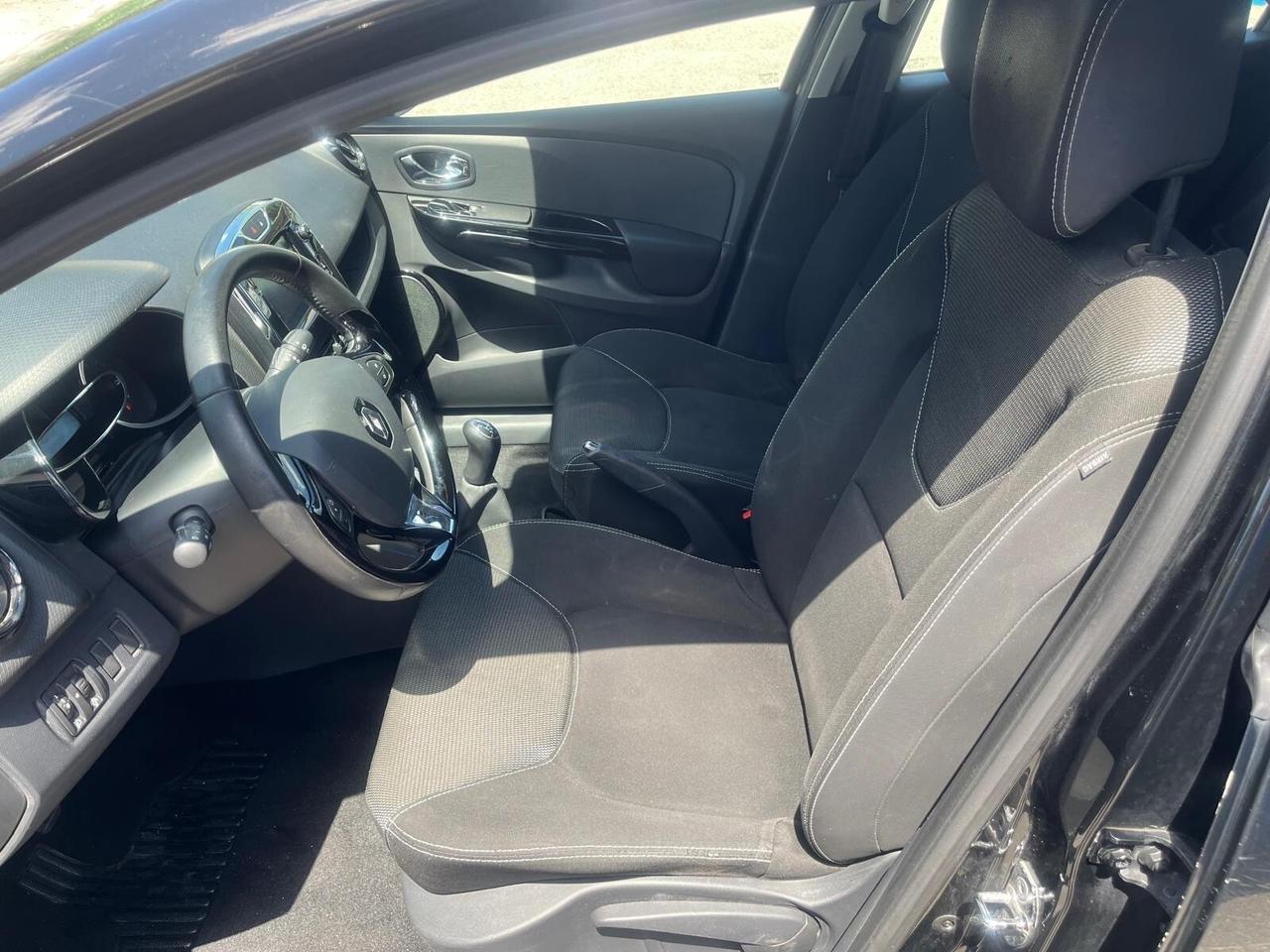 Renault clio 5 P-1.2 benz/75 cv-full -2012