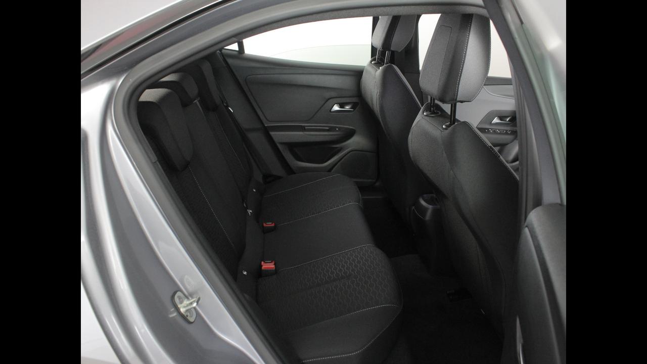 OPEL MOKKA Edition Hybrid 145cv DCT6