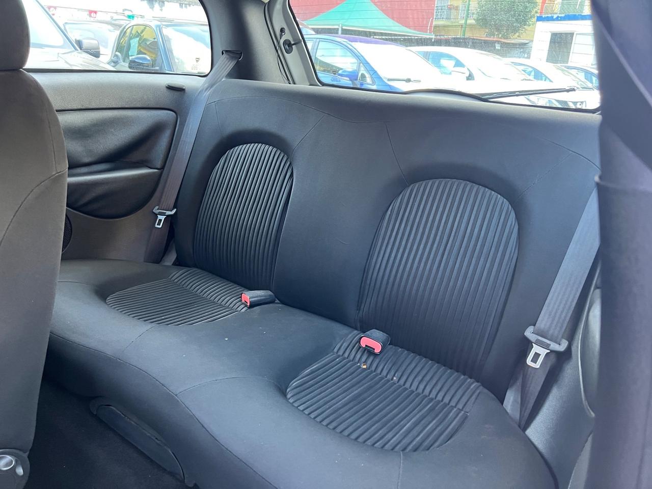 Lancia Ypsilon 1.2 Benzina Per neo patentato