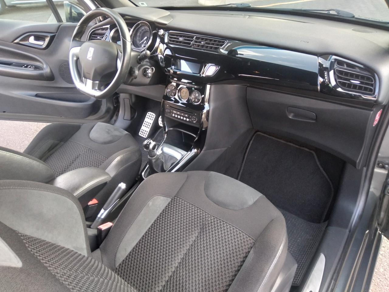 DS3 1.4 HDi 68cv sport-chic x neopatentati