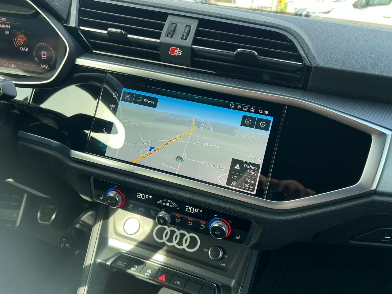 Audi Q3 35 TFSI S line edition