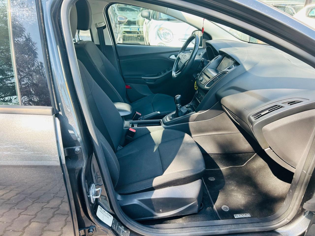 Ford Focus 1.6 120 CV GPL Titanium