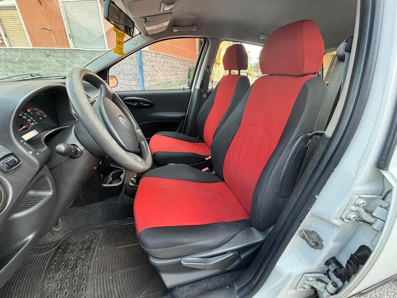 Fiat Punto 1.2 5 porte Active Natural Power