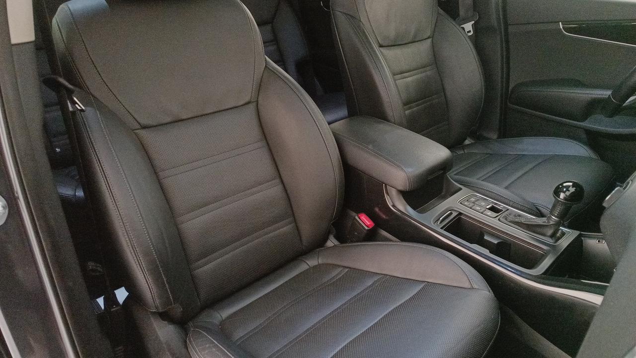 KIA Sorento 2.2 crdi Rebel 4wd 7p.ti auto