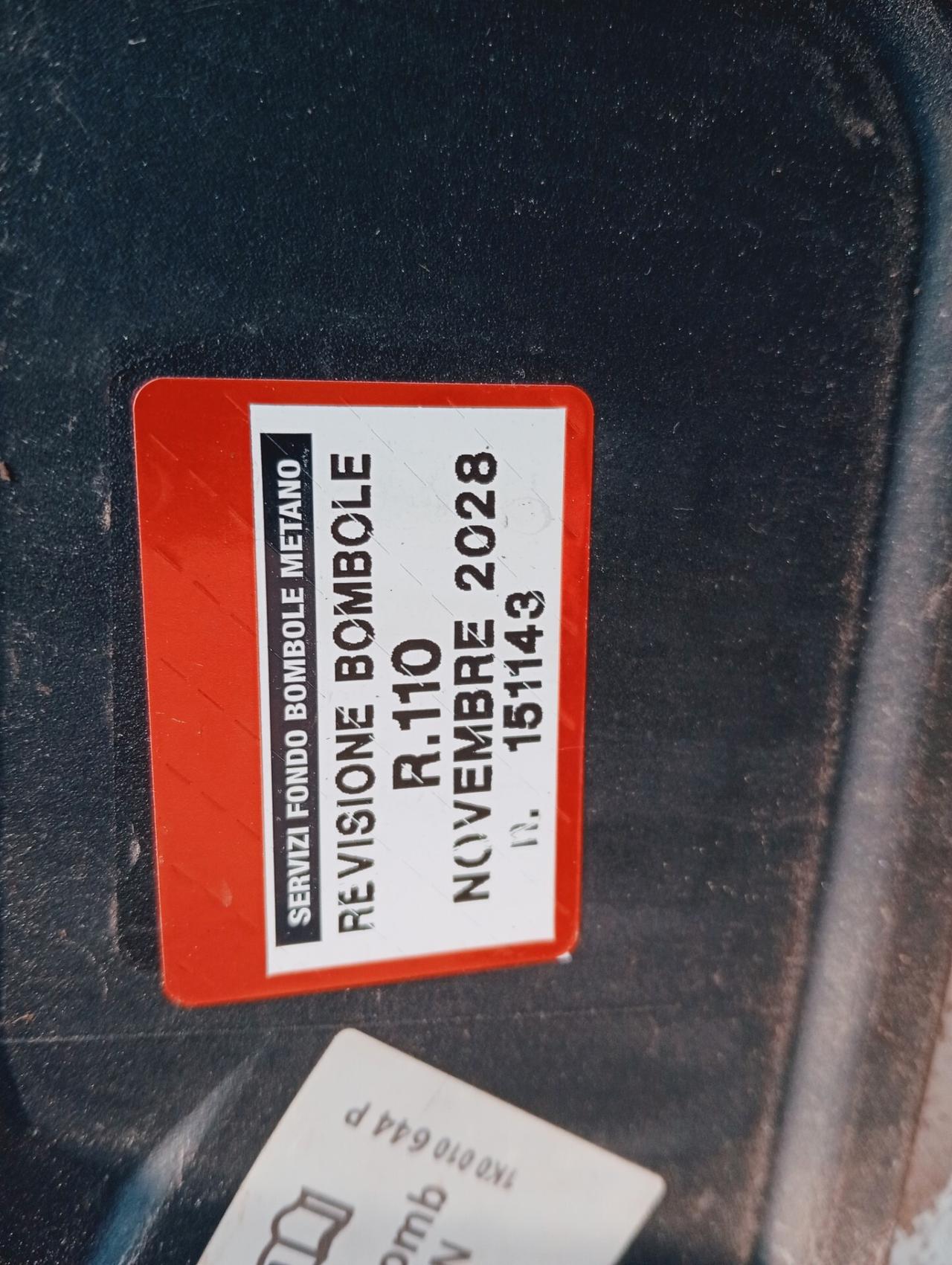 Volkswagen Golf 7 1.4 metano TGI 5p. Highline BlueMotion