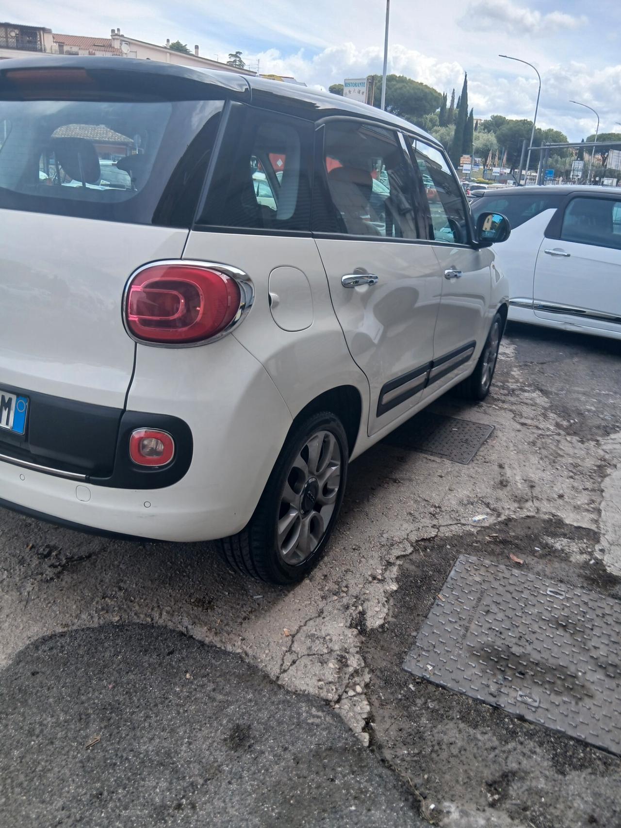 Fiat 500L 1.6 Multijet 105 CV Panoramic Edition Bianco Gelato