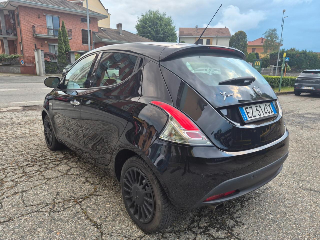 Lancia Ypsilon 1.2 69 CV 5 porte Gold