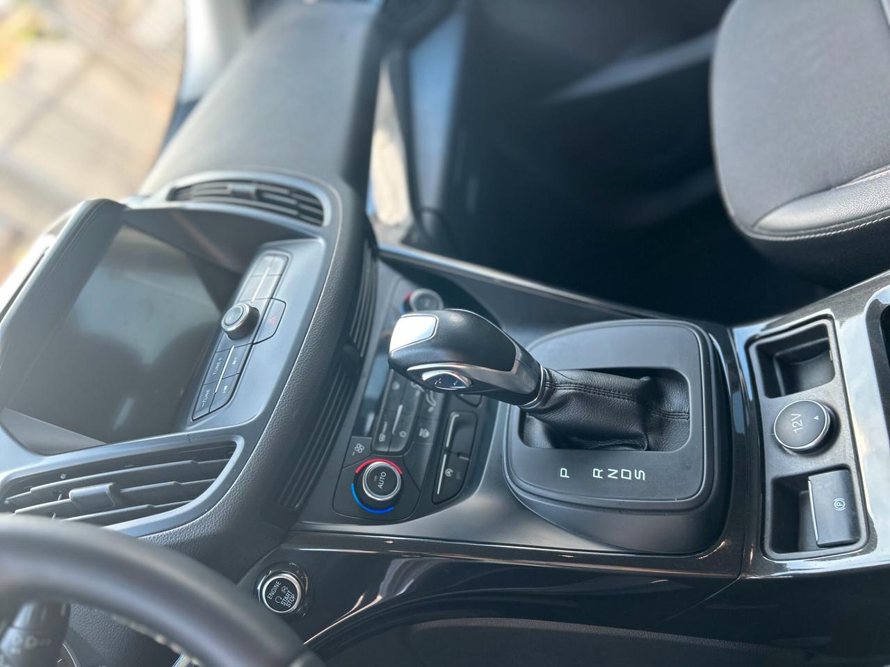 Ford Kuga 1.5 TDCI 120 CV S&S 2WD Powershift Edition