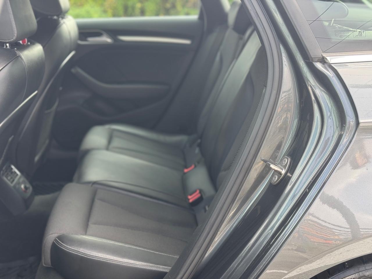 Audi A3 2.0 TDI 184 CV clean diesel Ambiente