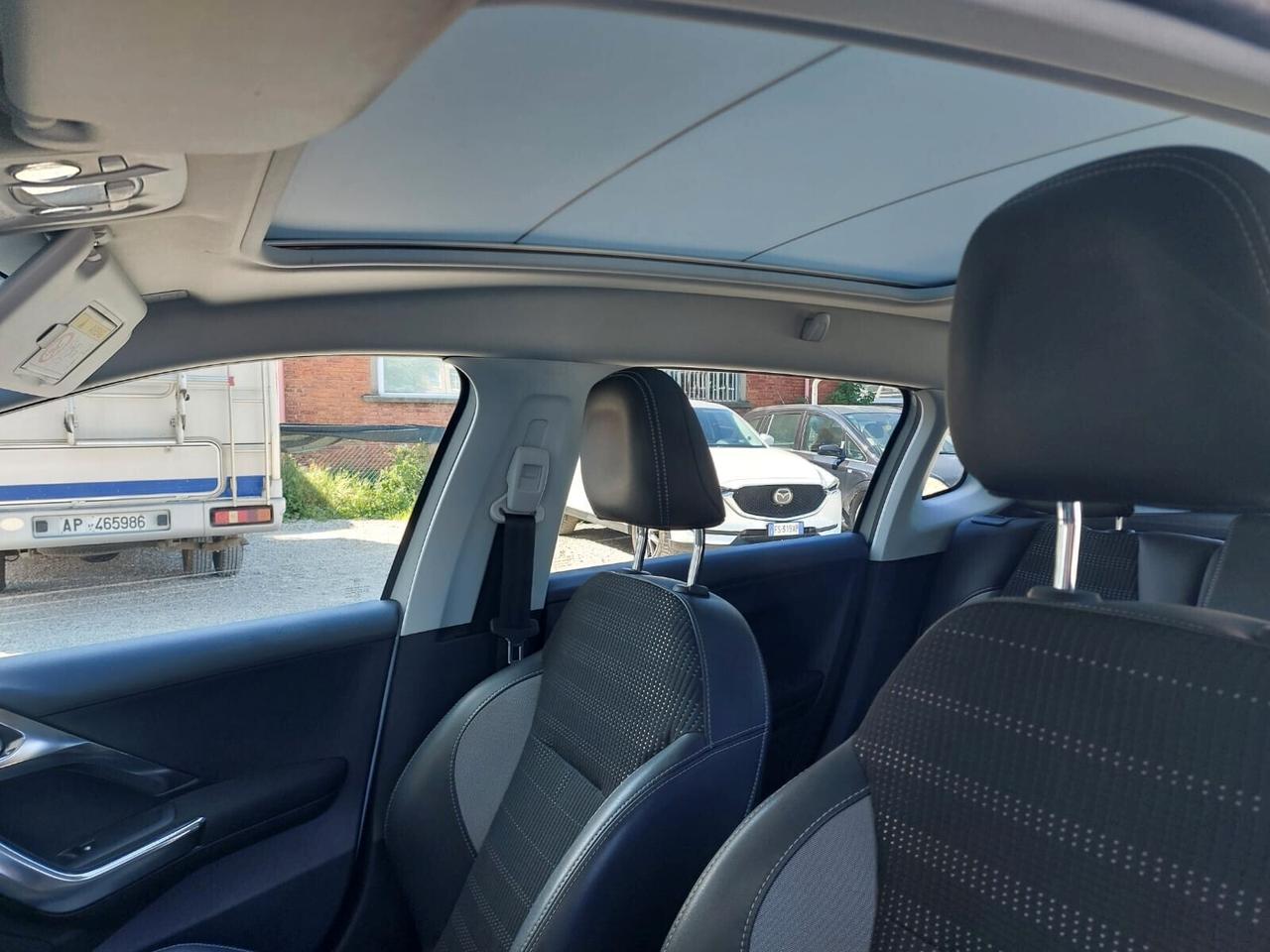 Peugeot 2008 PureTech Turbo 110 S&S Allu STUPENDA