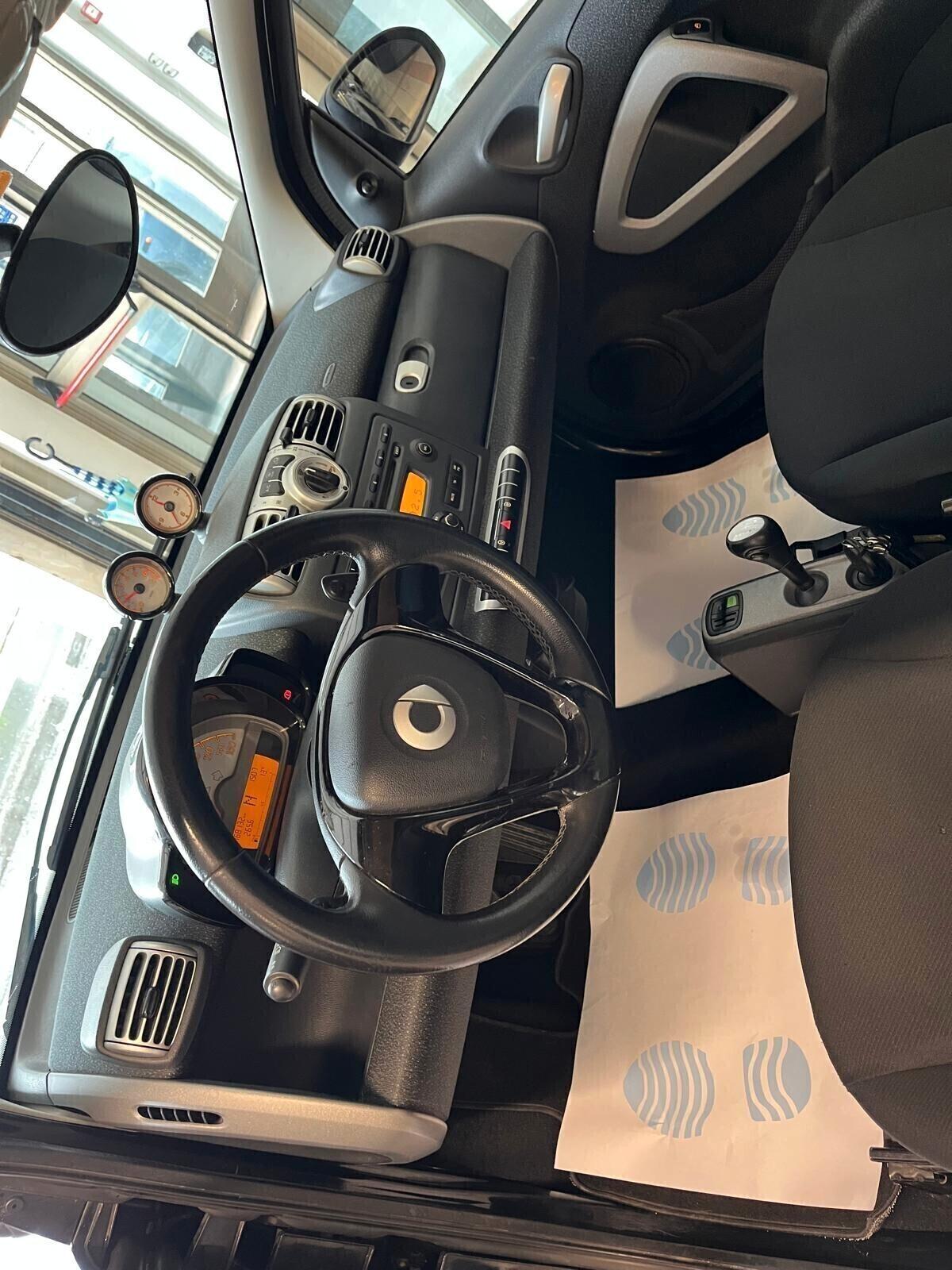 Smart ForTwo 1000 52 kW coupé passion