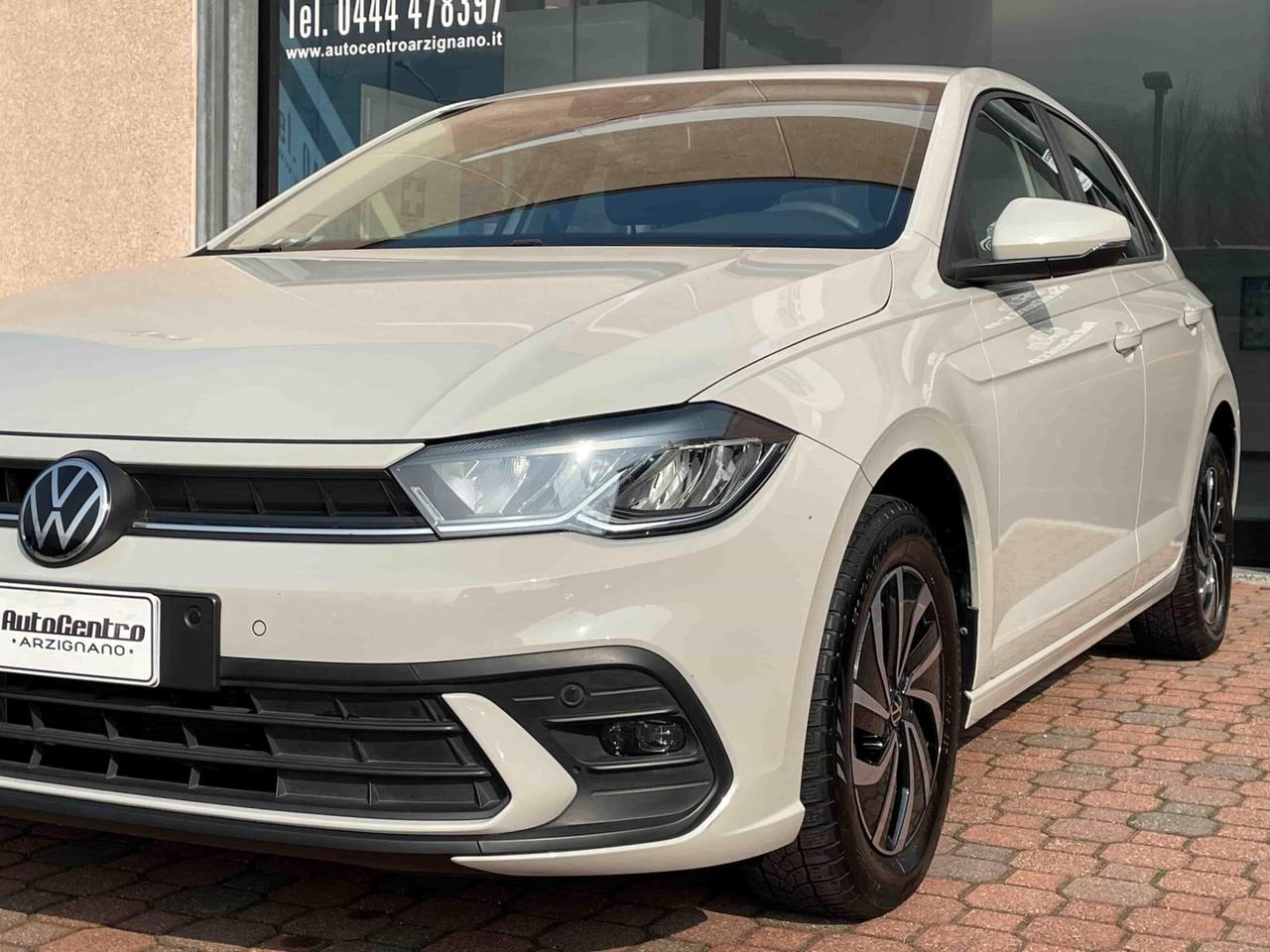 Volkswagen Polo 1.0 LIFE 80cv NEOPATENTATI