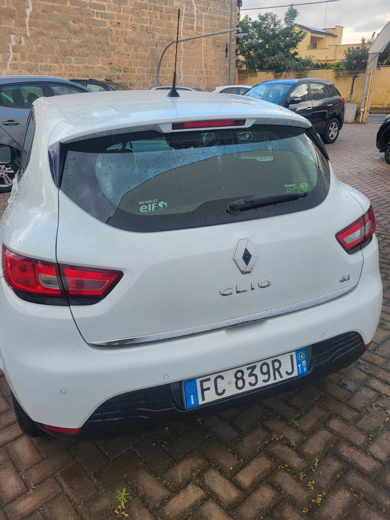 Renault Clio dCi 8V 90CV EDC Start&Stop 5 porte Energy Intens
