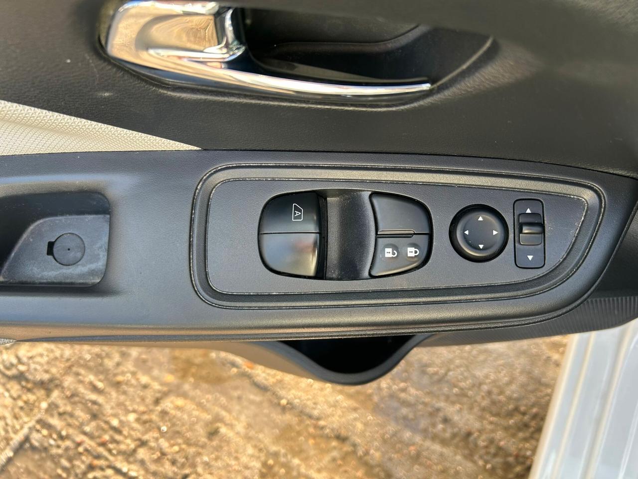 Nissan Micra IG 71 5 porte Acenta