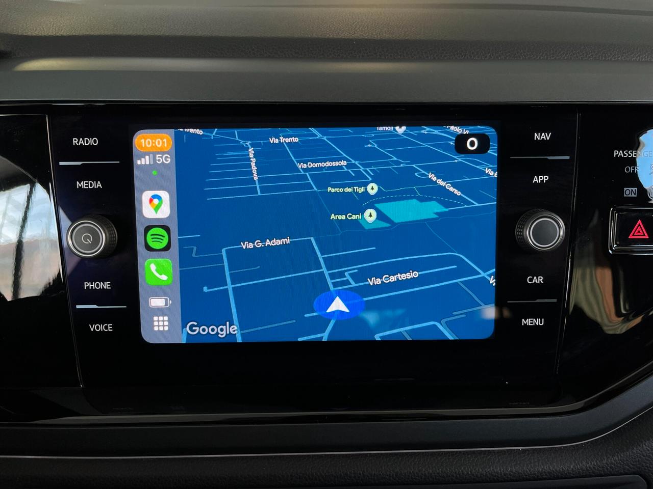 Volkswagen Polo 1.0cc TSI 110cv DSG "R-LINE" SOLO 8.250KM