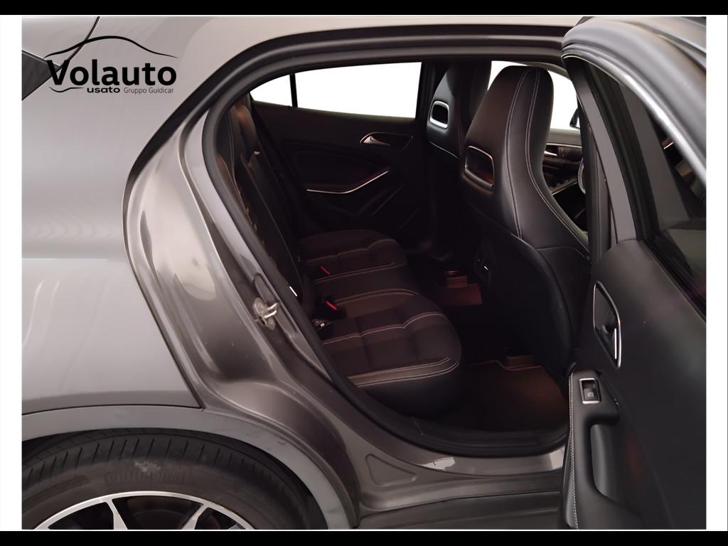 Mercedes-Benz GLA-X156 2017 - GLA 200 d Sport auto