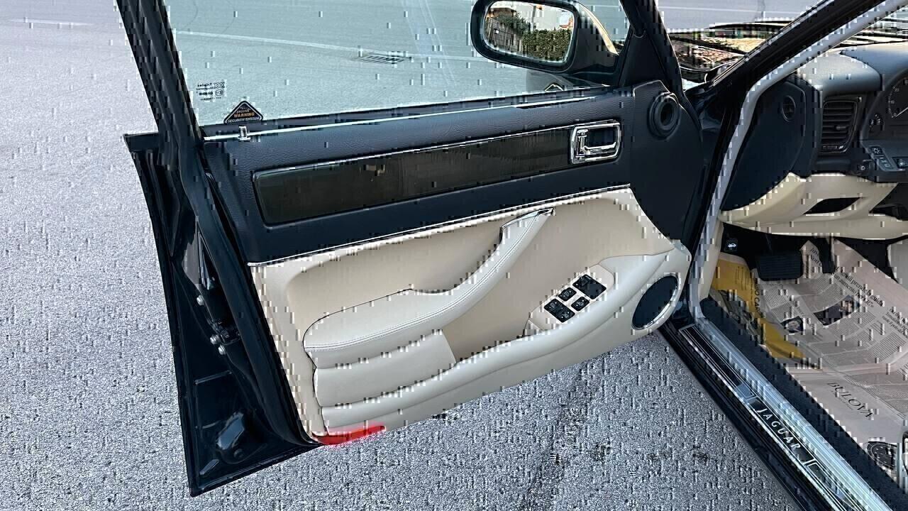 Jaguar XJR 4.0 325 cv con tetto apribile 1996 full