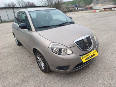 Lancia Ypsilon 2011---1.2 Benzina Neopatentati