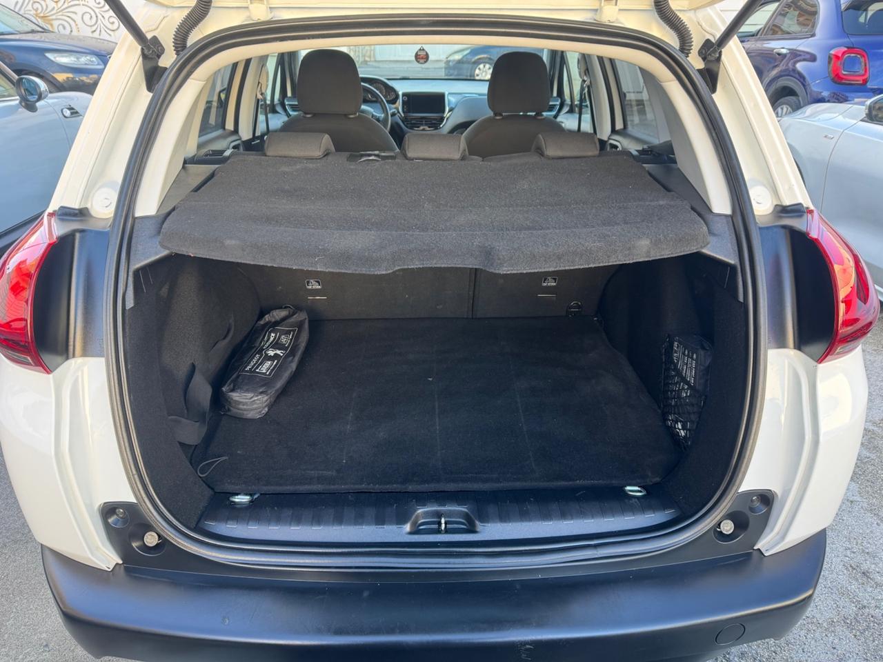 Peugeot 2008 1.5 DIESEL 100CV 2019