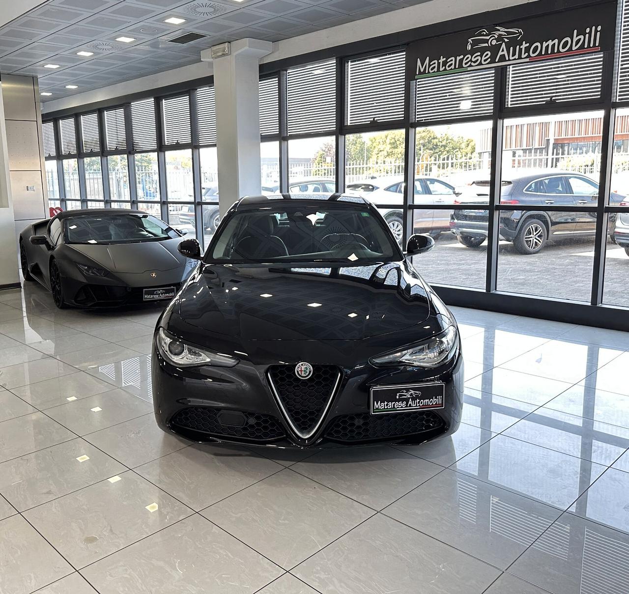 Alfa Romeo Giulia MY19 2.0 200CV AT8 Radar 1Proprietario Garanzia