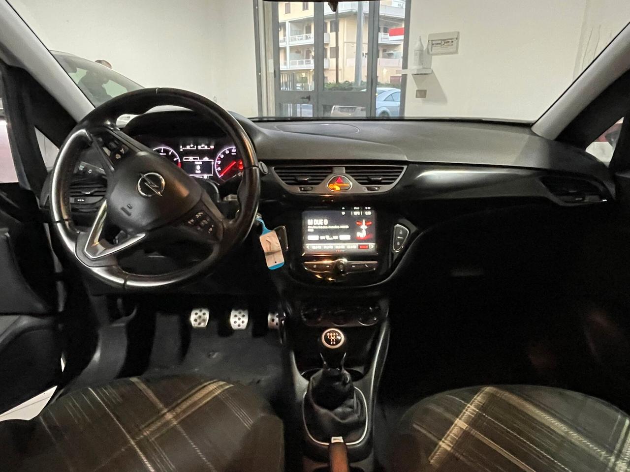 Opel Corsa 1.2 5 porte Innovation