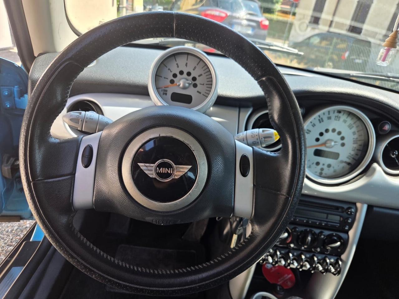 Mini 1.6 16V Cooper