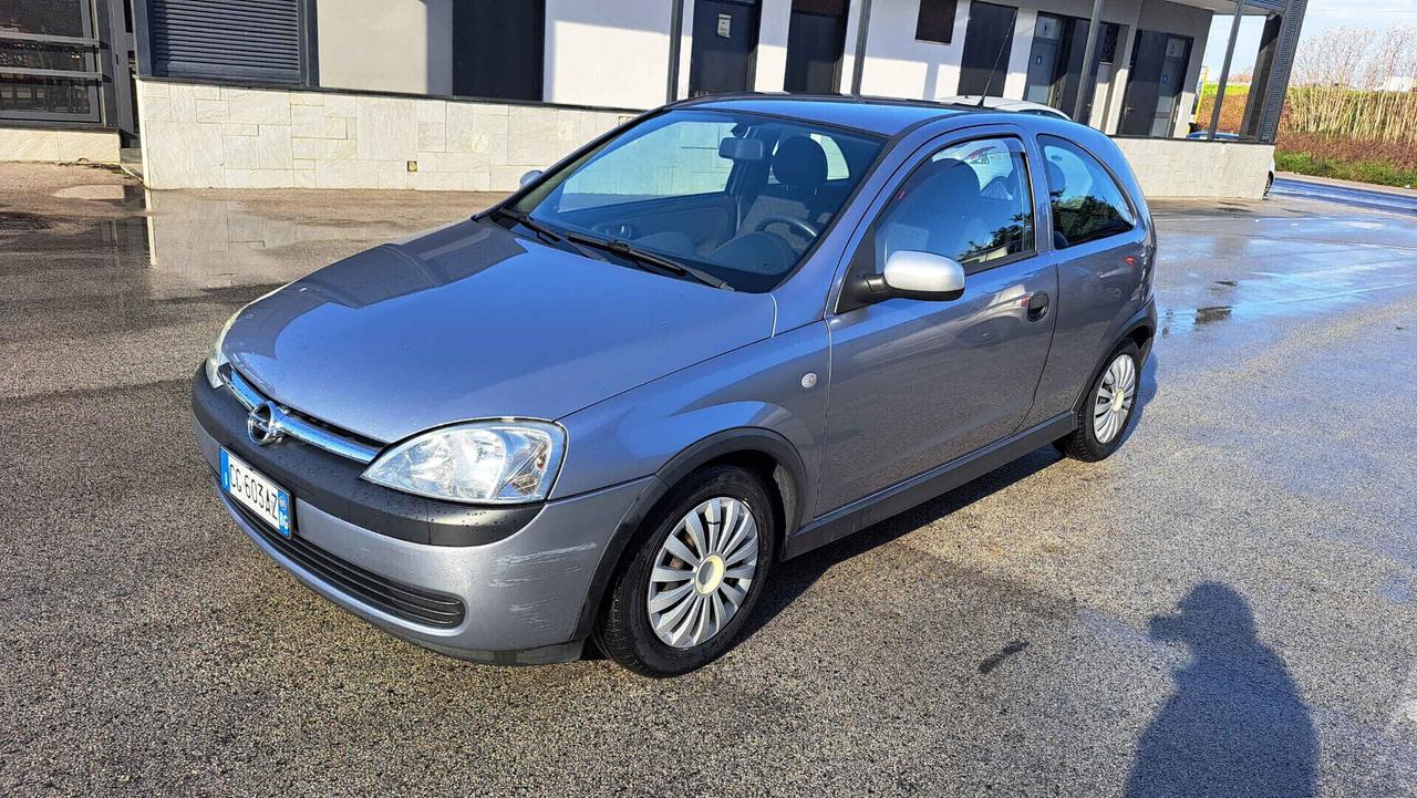 Opel Corsa 1.0i 12V Edition