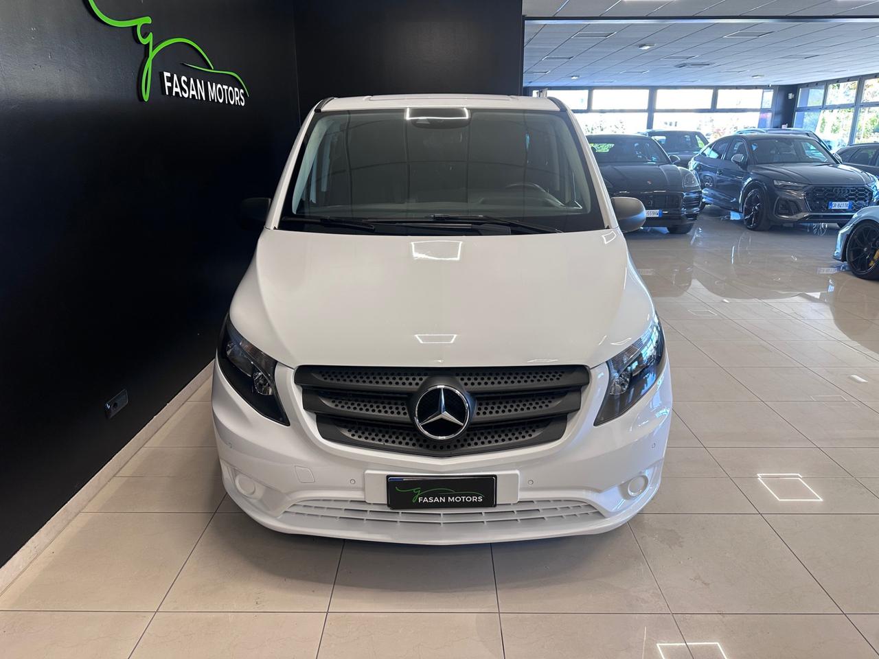 MERCEDES Vito 116 cdi compact tourer select auto my19