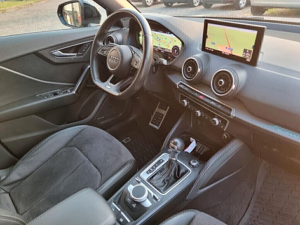 Audi Q2 - 2.0d 4x4 S-line INTERNO ed ESTERNO (35TDI quattro)