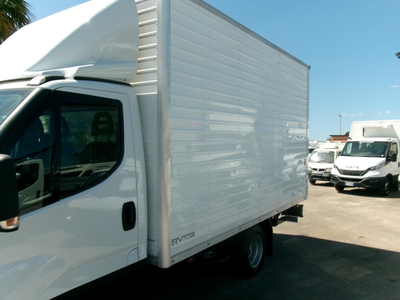 Iveco Daily 35C14 2.3 140CV E6D BOX+PEDANA PASSO 3450 7 PEDANE