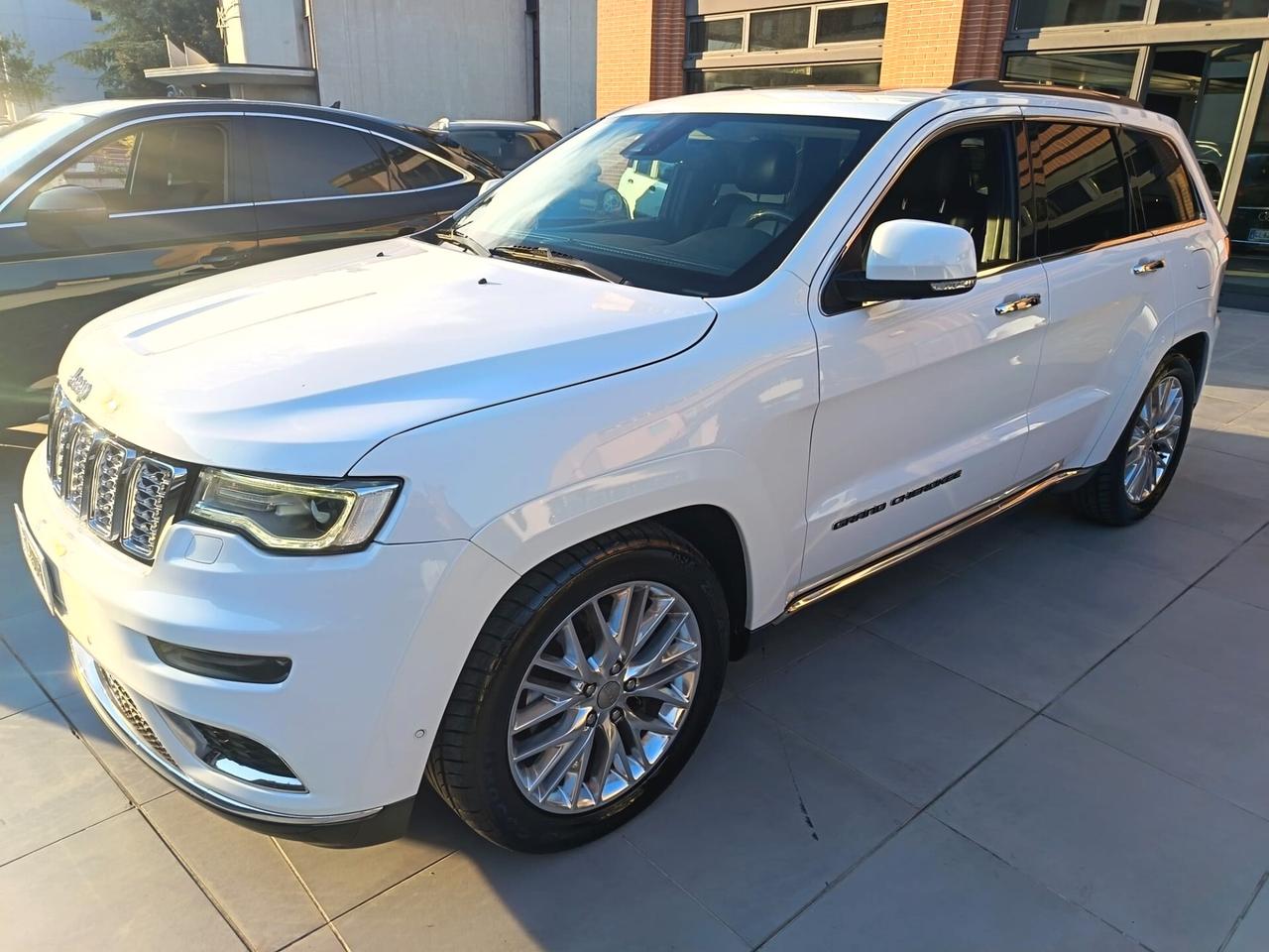 Jeep Grand Cherokee 3.0 V6 CRD 250 CV Multijet II Summit