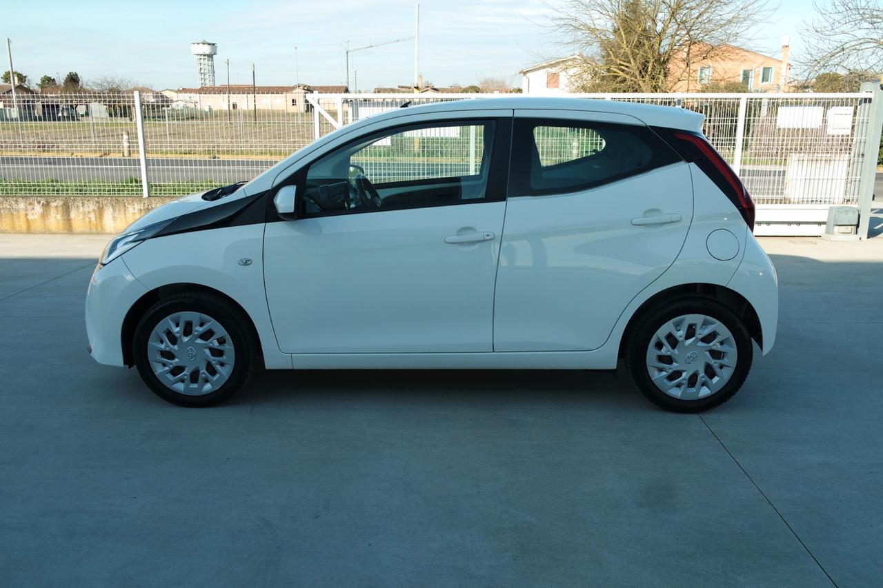 Toyota Aygo 1.0 VVT-i 72 CV 5 porte x-business