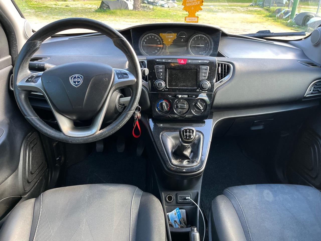 Lancia Ypsilon 1.2 Platinum 2018 Uni-Pro