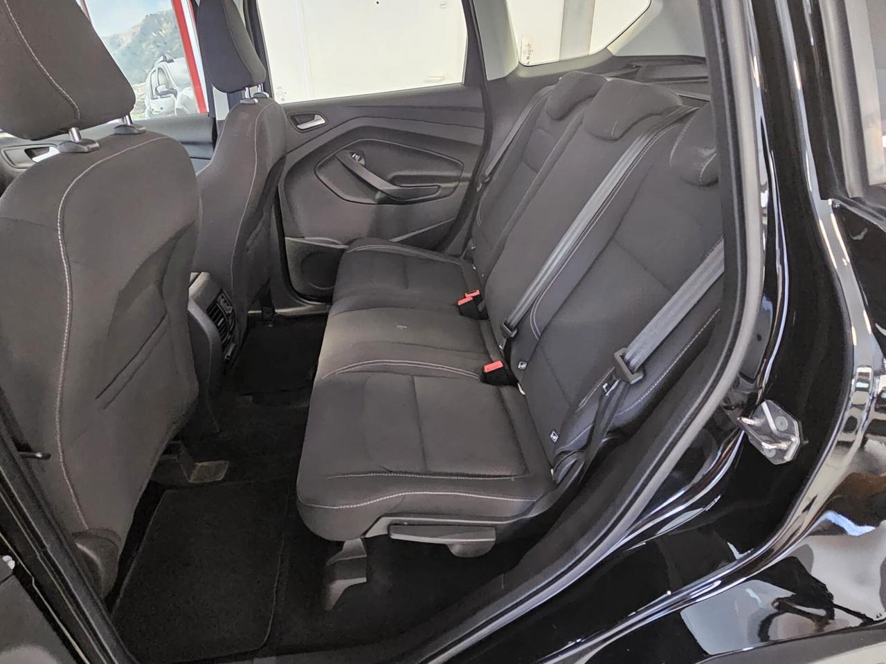 Ford Kuga 2.0 TDCI 120 CV S&S 2WD Powershift Titanium