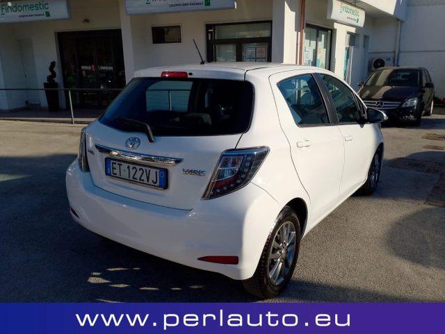 TOYOTA Yaris 1.4 D-4D 5 porte Active