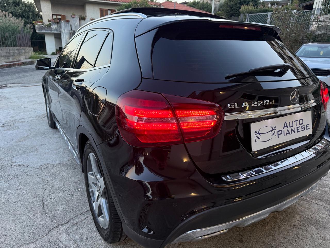 Mercedes GLA 220D Automatic Premium Amg Tetto