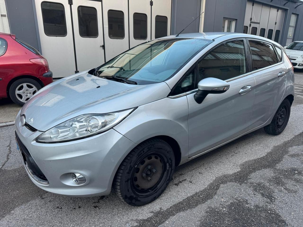 Ford Fiesta Fiesta+ 1.4 TDCi 68CV 5 porte*NEOPATENTATI*CLIMA
