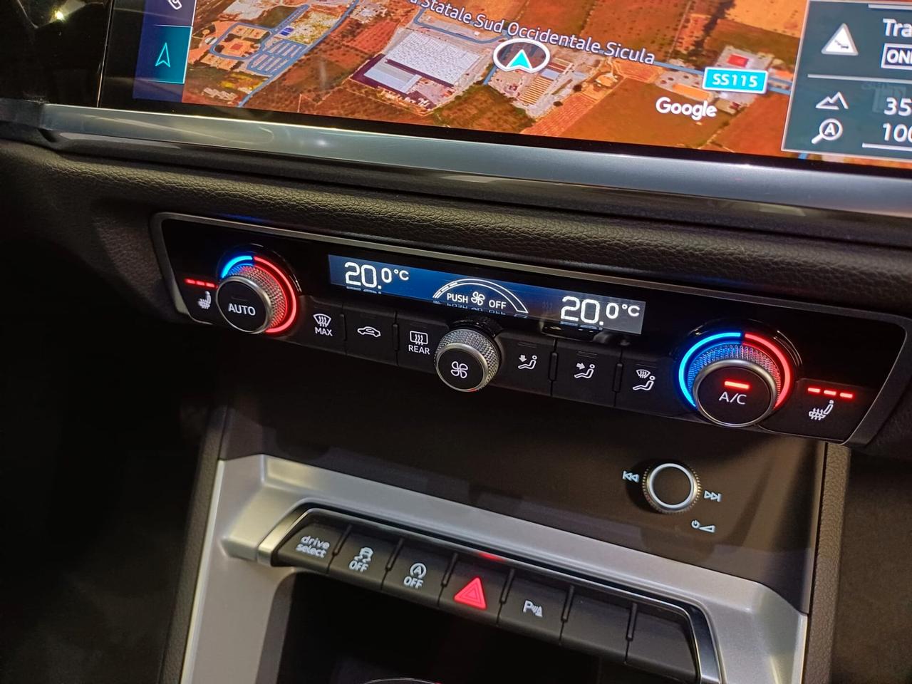 Audi Q3 35 TFSI Business Advanced