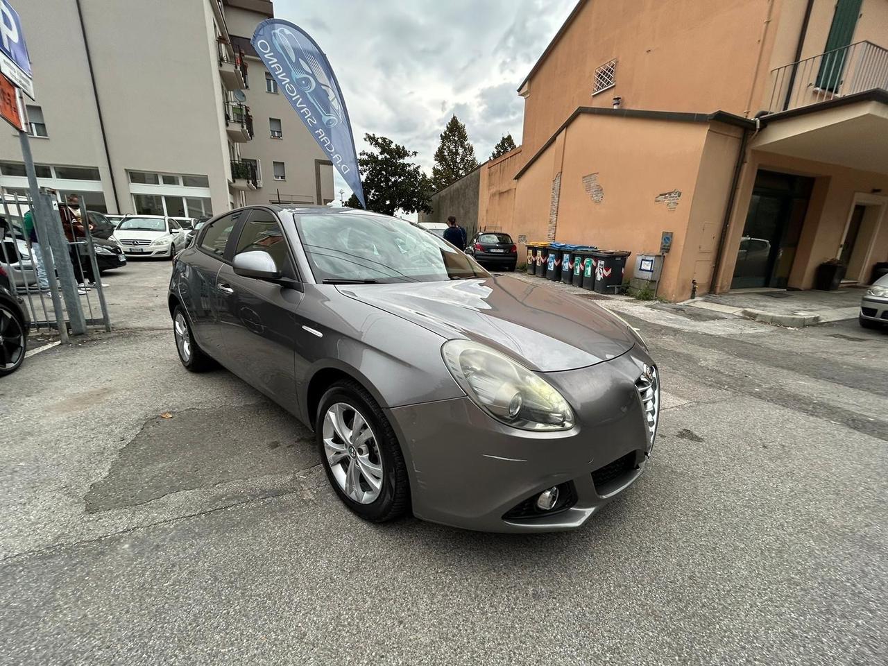 Alfa Romeo Giulietta 1.6 JTDm-2 105 CV Exclusive