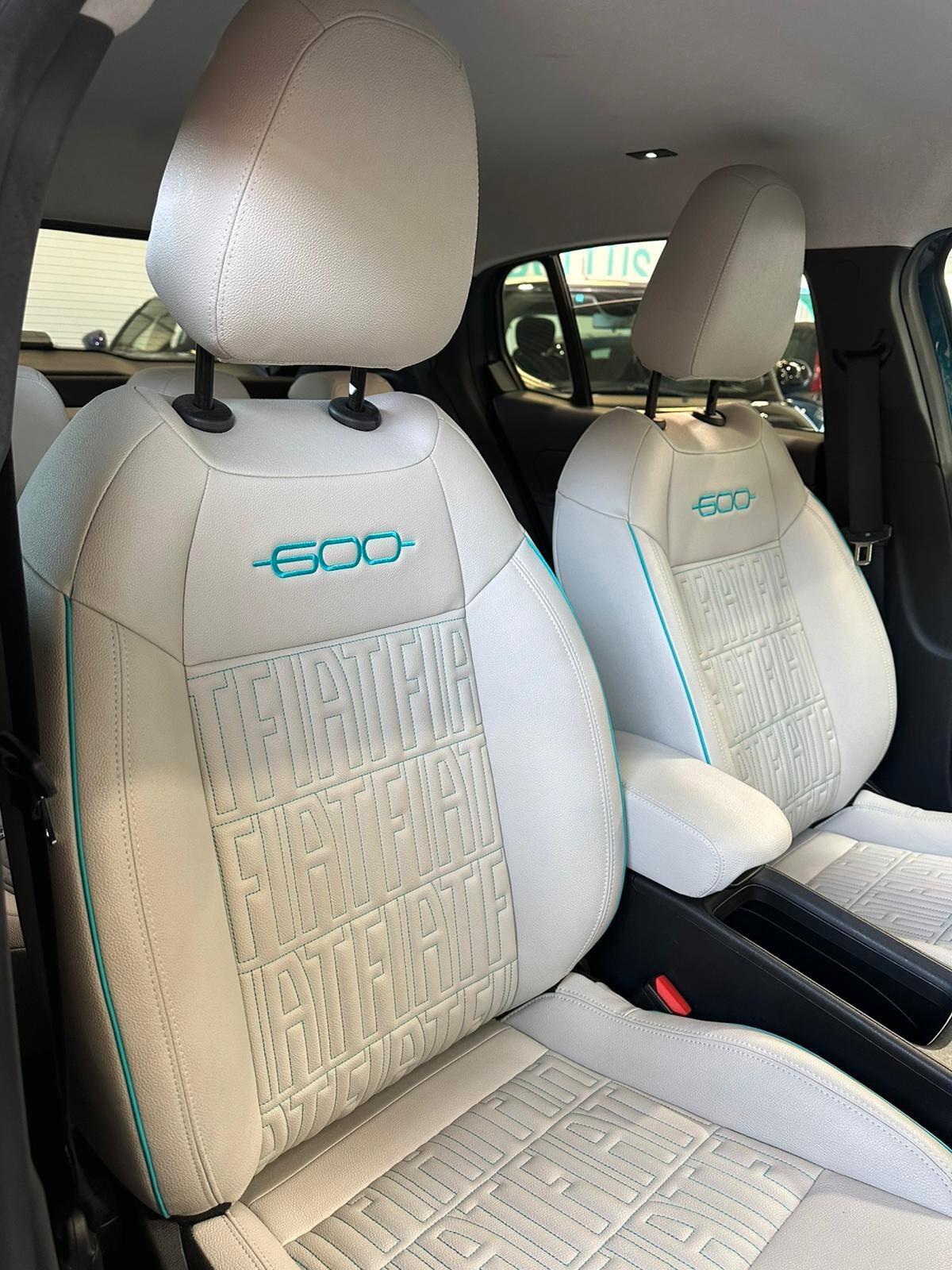 Fiat 600 Hybrid 110 CV DCT MHEV La Prima