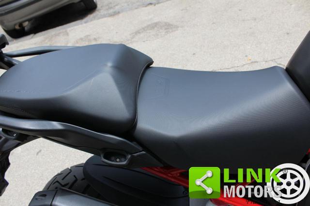 DUCATI Multistrada V4 S .