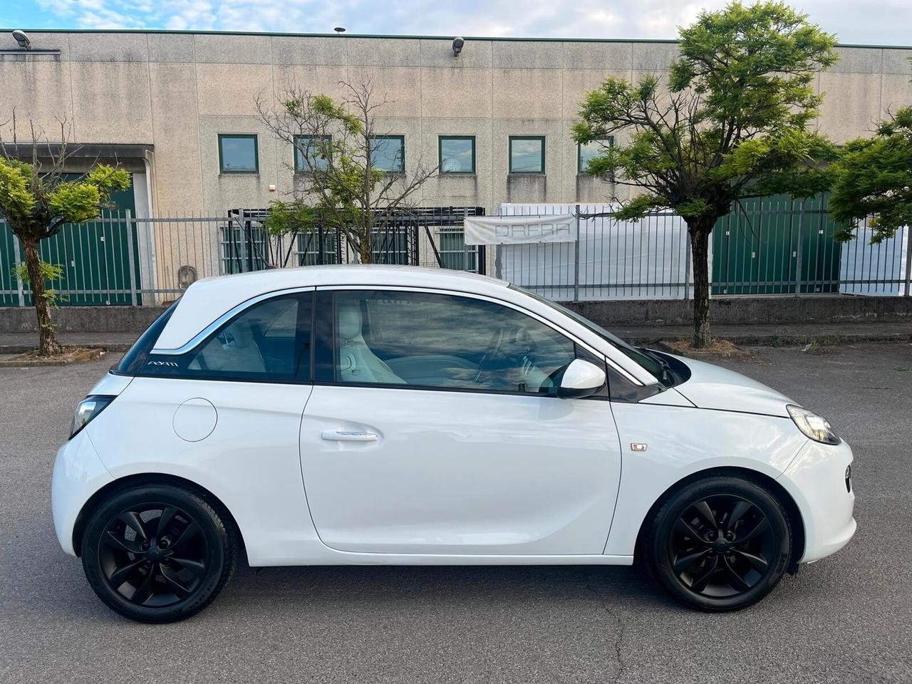 Opel Adam 1.2 70 CV